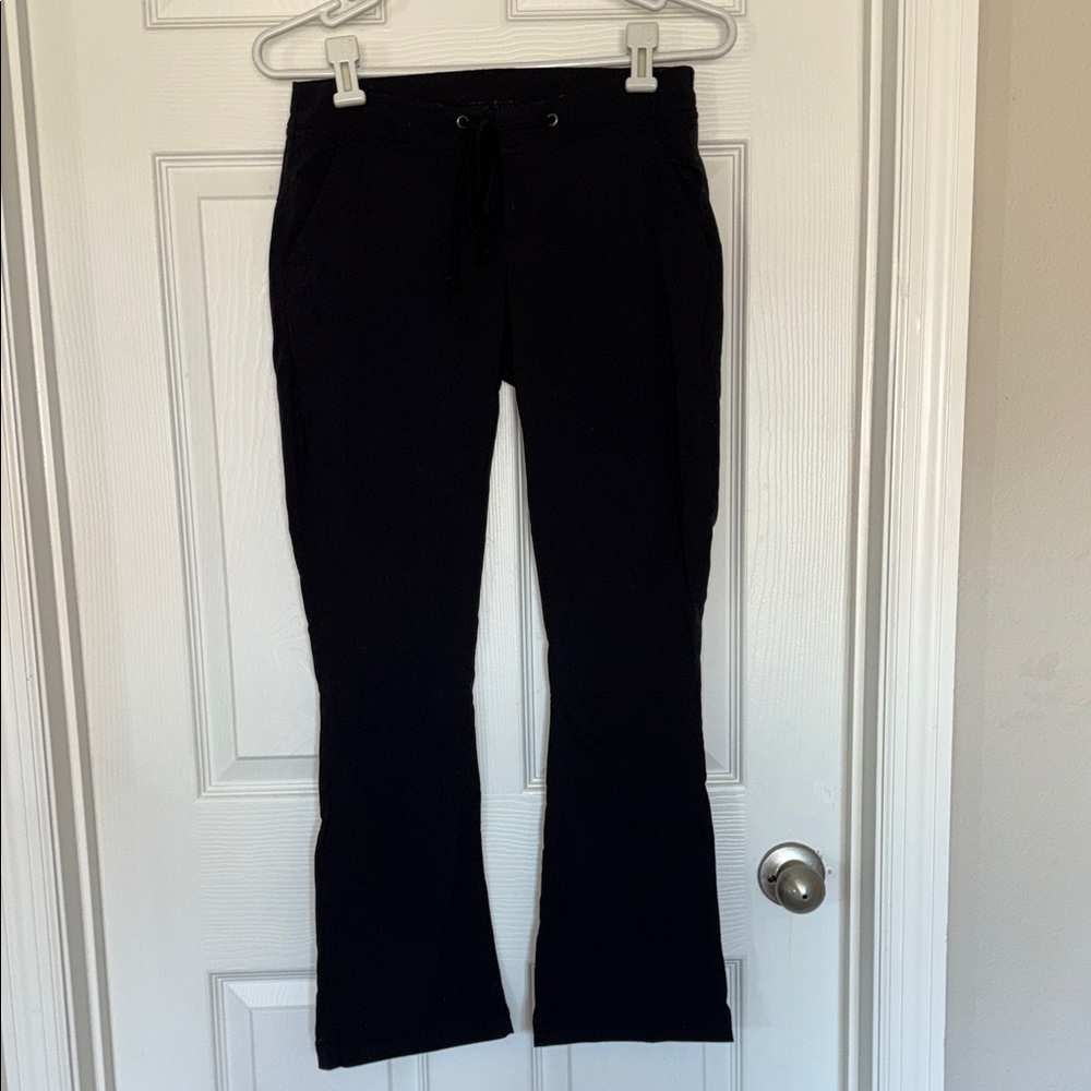 Columbia Sportswear omni shield women’s black pants
